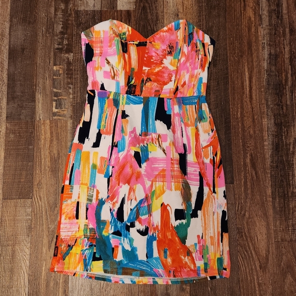 Pronto Dresses & Skirts - Colorful Abstract Strapless Dress
